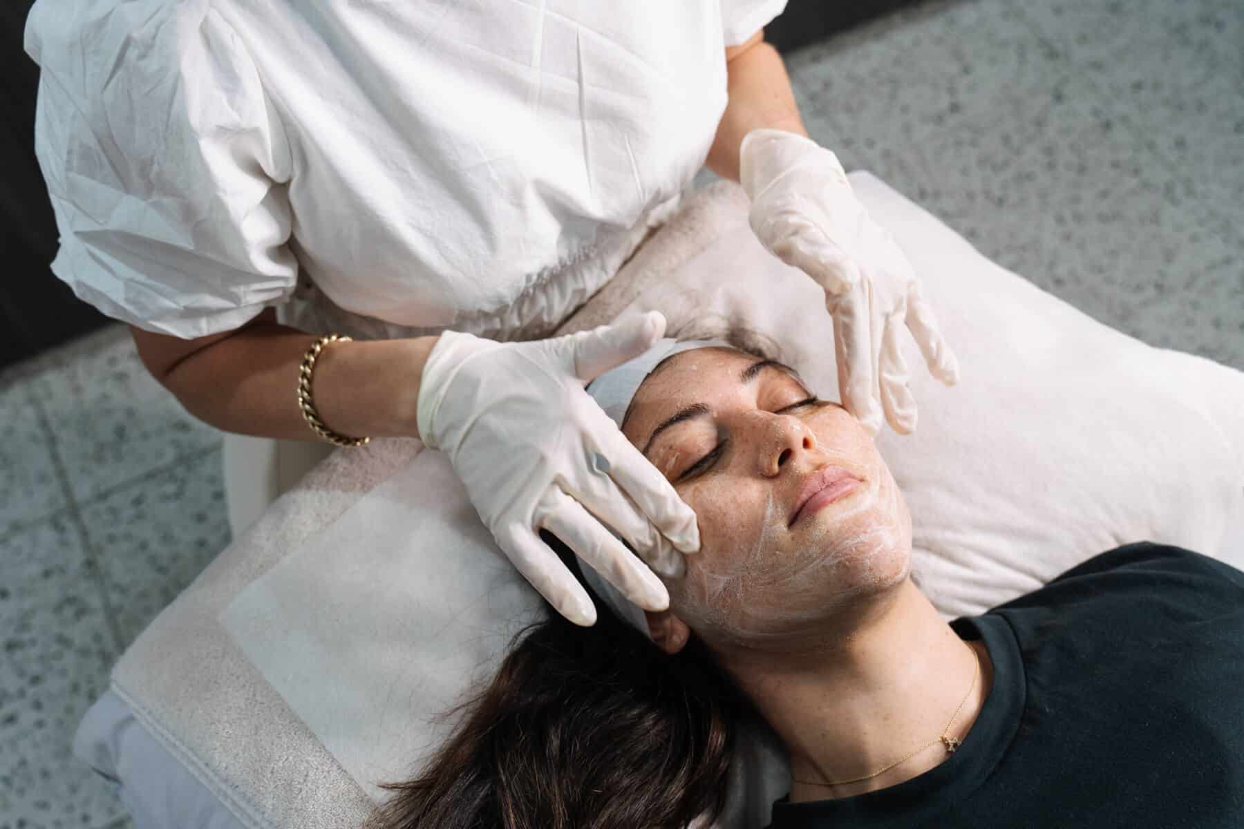 Cosmelan peel recovery and aftercare info by Sydney's best dermal therapists at Contour Clinics