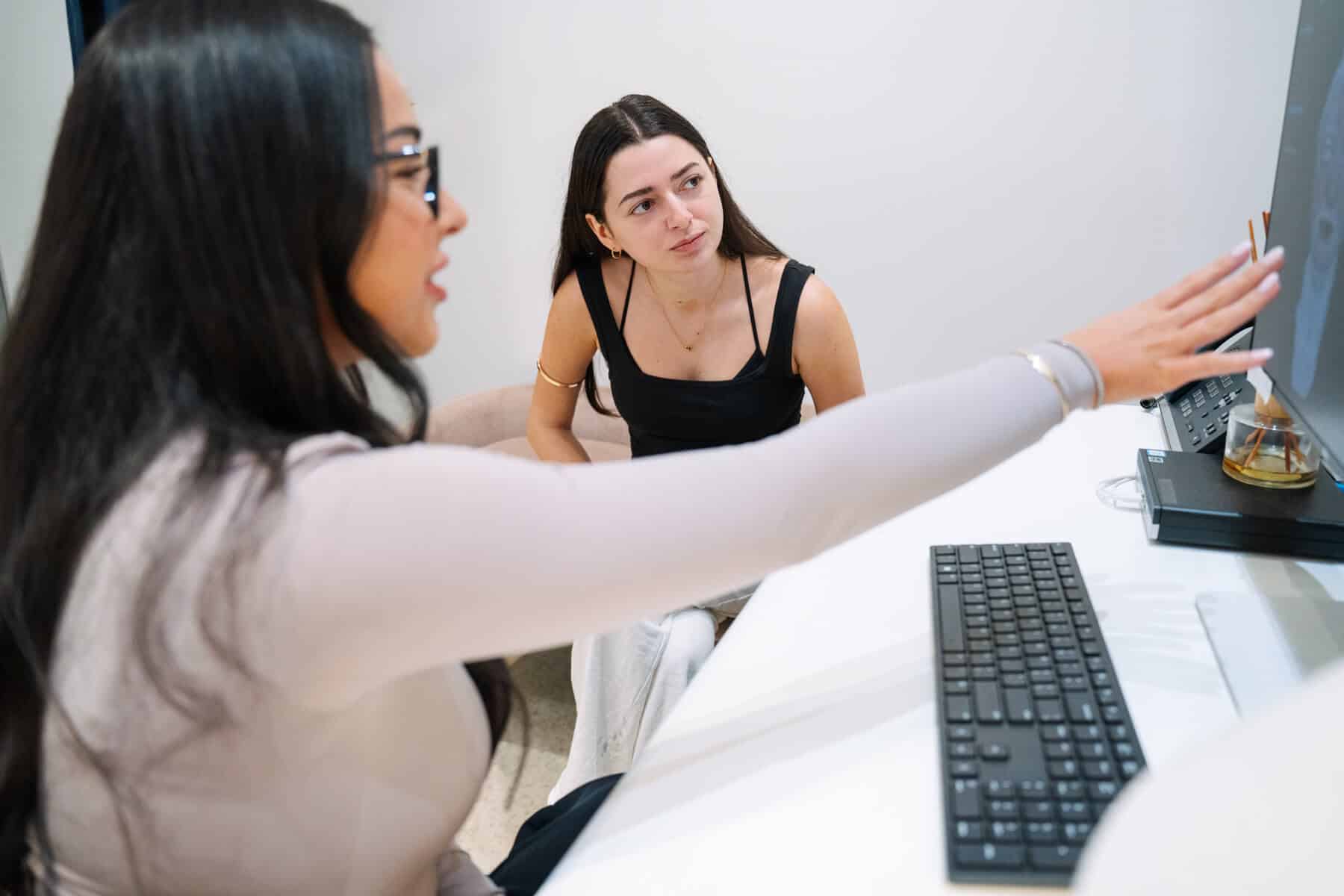 Non surgical BBL by Contour Clinics