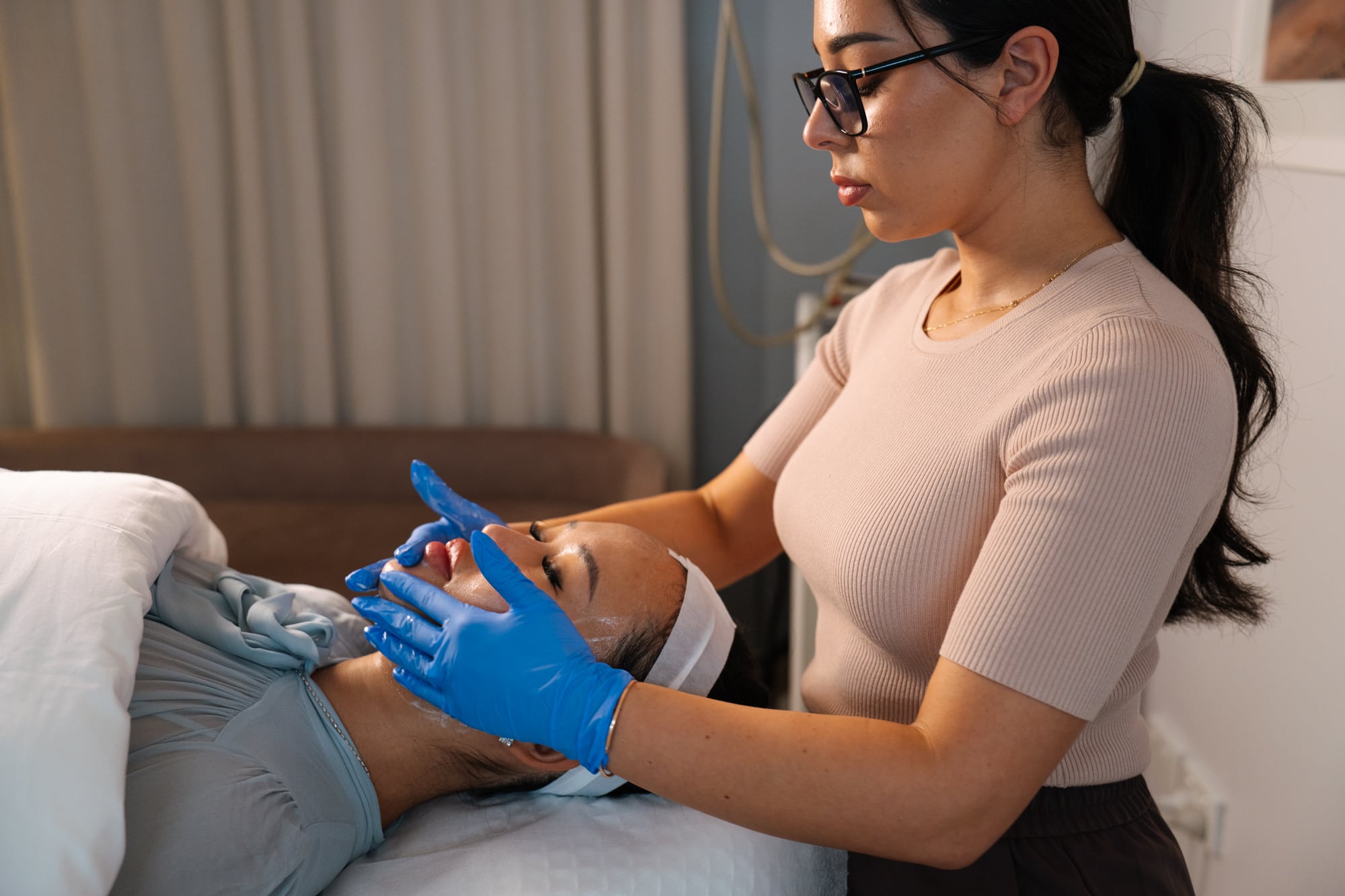 The Ultrasonic Collagen-Boost Facial