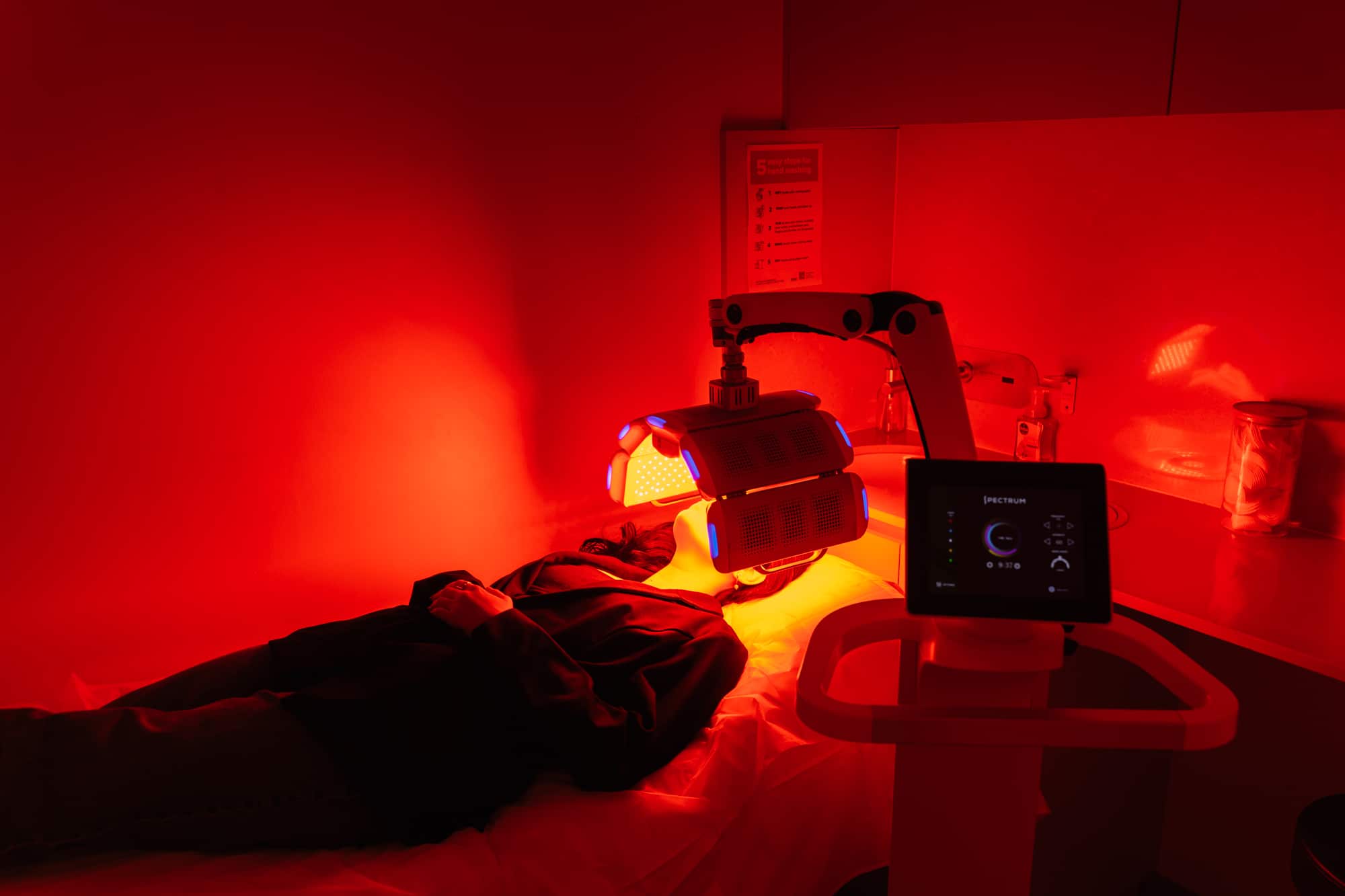 LED Light Therapy Membership at Contour Clinics